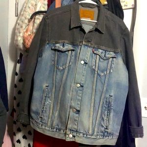 Levi’s Banzi Trucker Two Tone Denim Jacket
